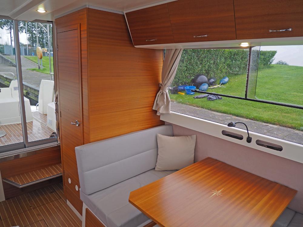 Stuurhuis, Accommodatie